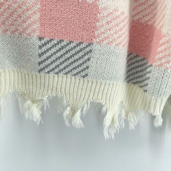 Hazel Moon Women’s Pink Grey Plaid V-Neck Distressed Fringe Pullover Sweater 3X - Picture 8 of 13